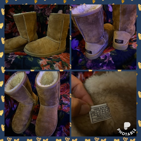 UGG Classic Short Boots 🛑SOLD🛑 - Picture 1 of 5